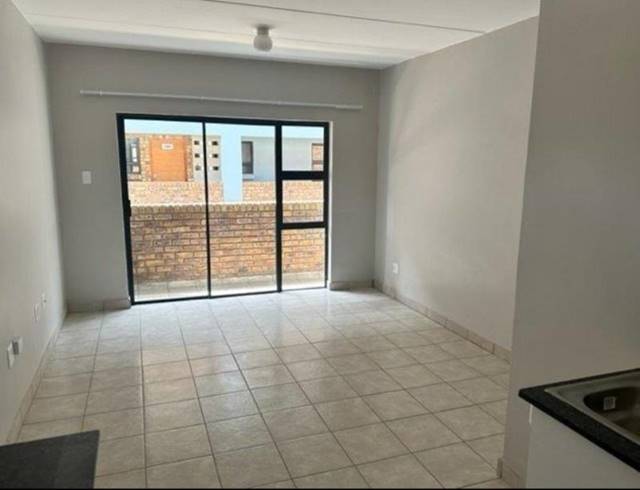 2 BEDROOM PROPERTY TO RENT IN GROBLERPARK
